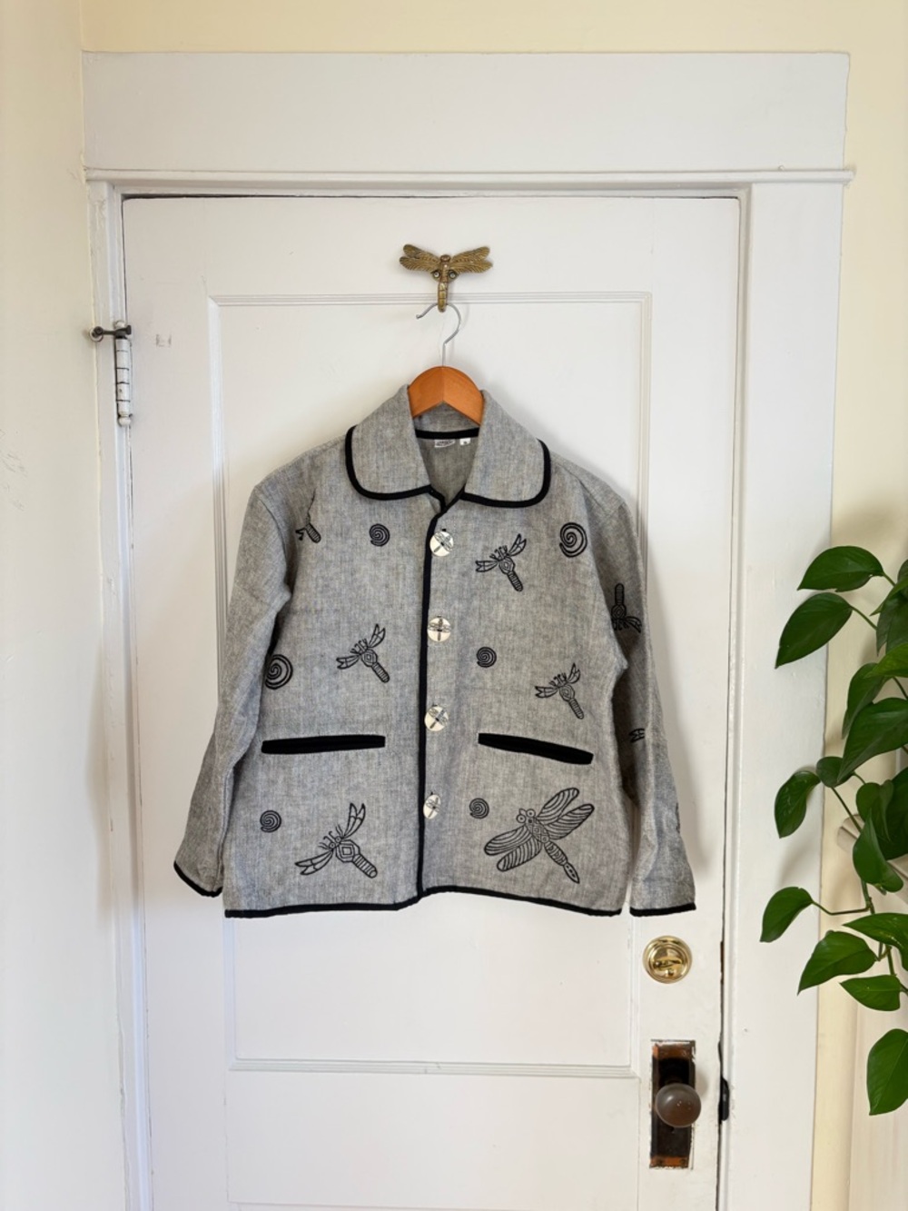 Whimsical Cottagecore Gray Cotton Dragonfly‎ Print Button Up Jacket Small